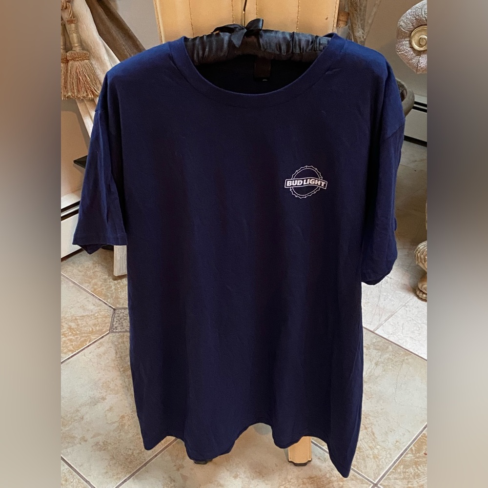 Mens bundle of 2 T-shirts / Cool graphics / bud light size XL